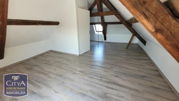 Appartement à louer 2 pièces 60.25m² Cambrai (59400)