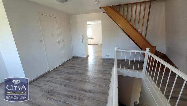 Appartement à louer 2 pièces 60.25m² Cambrai (59400)