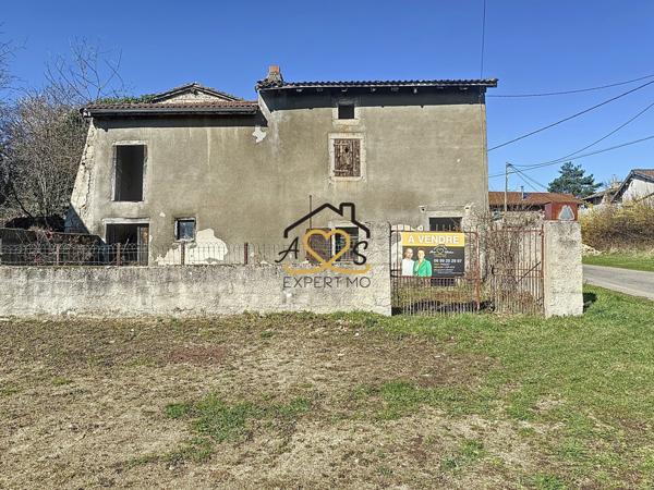 Domaize (63520) Grange à rénover à Domaize