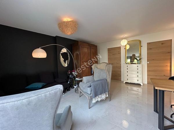 Appartement Pontoise 4 pièce(s) 83.95 m2