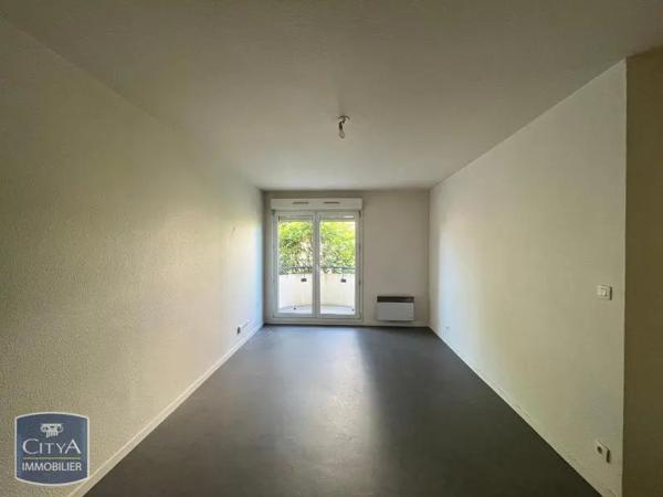 Appartement à louer 2 pièces 41.99m² Talence (33400)
