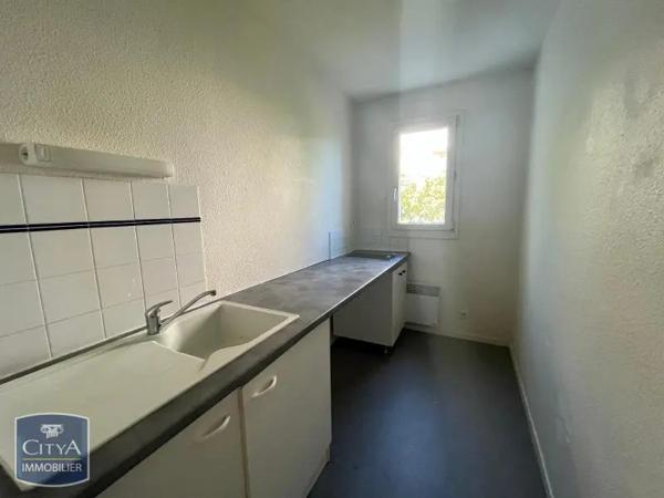 Appartement à louer 2 pièces 41.99m² Talence (33400)