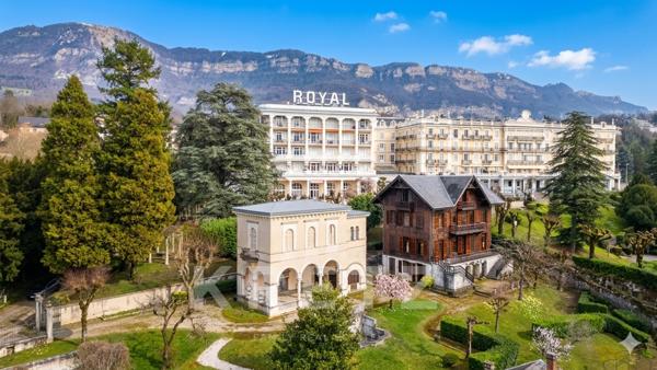 propriété unique Aix les Bains, avec palais italien