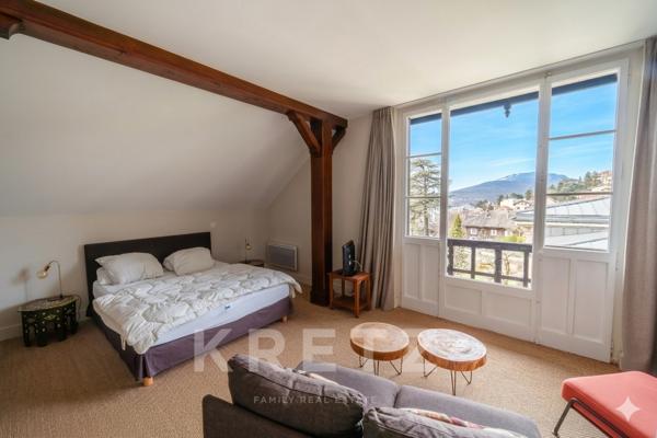 propriété unique Aix les Bains, avec palais italien