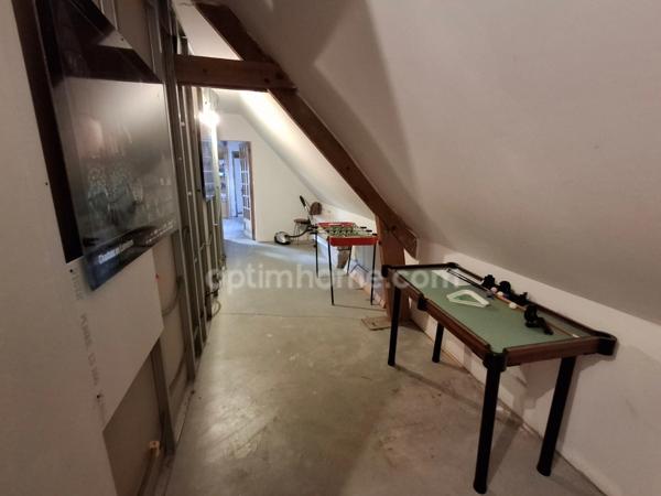 LONGERE DE 170 M² HABITABLES sur un beau terrain de 2000 m²