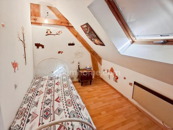 LONGERE DE 170 M² HABITABLES sur un beau terrain de 2000 m²