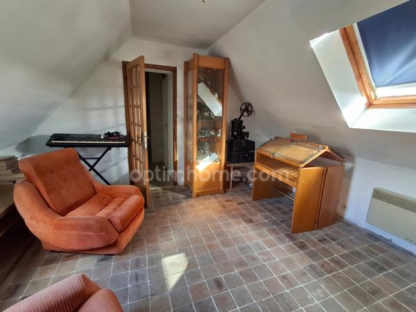 LONGERE DE 170 M² HABITABLES sur un beau terrain de 2000 m²