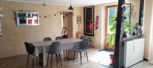 Maison individuelle à vendre à Lezay dans les Deux-Sèvres (79120), ref : 13591