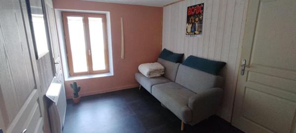 Maison individuelle à vendre à Lezay dans les Deux-Sèvres (79120), ref : 13591