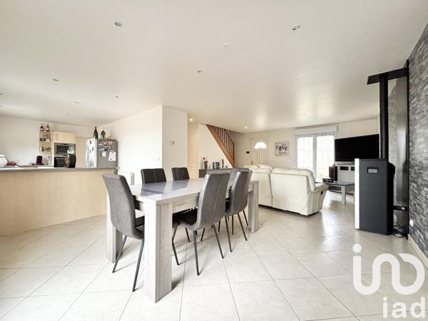 Maison à vendre 7 pièces 138 m² Réau