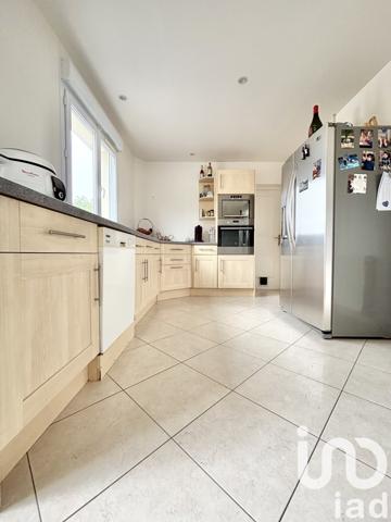Maison à vendre 7 pièces 138 m² Réau
