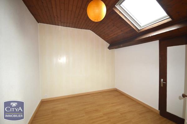 Immeuble à vendre 80.33m² Cholet (49300)