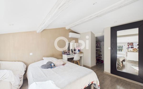 Maison à vendre    6 pièces •  Callian