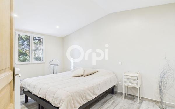 Maison à vendre    6 pièces •  Callian