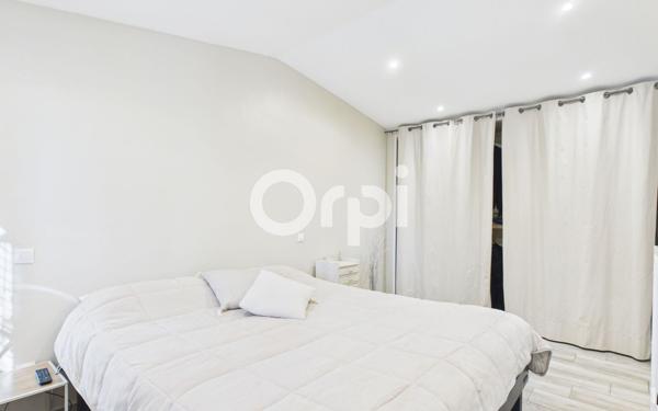 Maison à vendre    6 pièces •  Callian