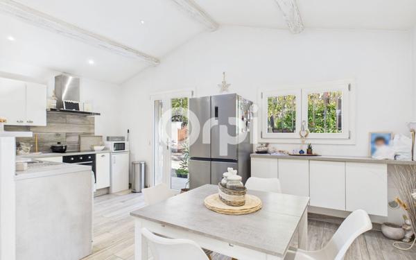 Maison à vendre    6 pièces •  Callian