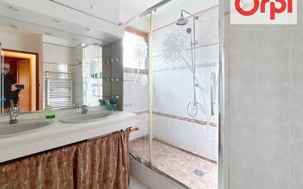 Maison à vendre    4 pièces • 86,19 m2 Choisy-le-Roi