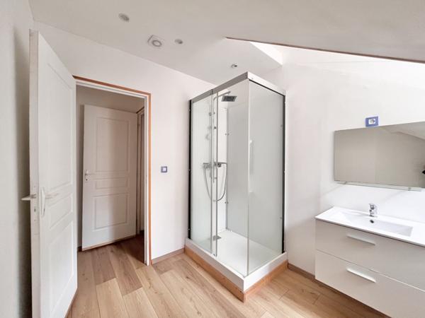 Appartement à louer |  St-Martin-des-Champs |  3 pièces | 59 m²