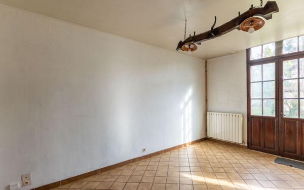 Maison à vendre    4 pièces •  Labouheyre