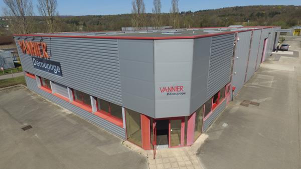 Roche-lez-Beaupré (25220) Local d'activité 1 660 m²