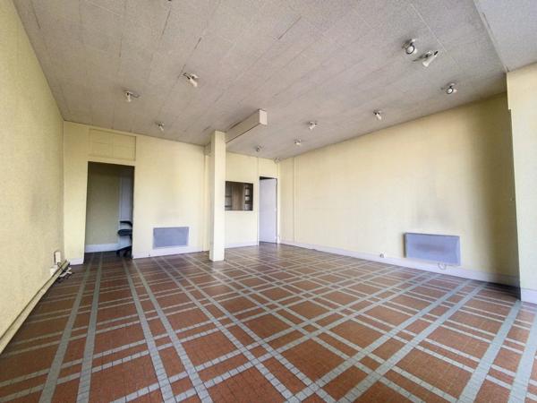 Location Fonds de commerce 2 pièces à Le Bugue