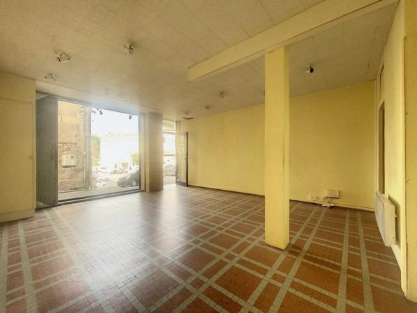 Location Fonds de commerce 2 pièces à Le Bugue