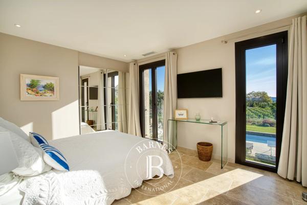 Grimaud, Villa 6 Chambres -  350 m² à vendre