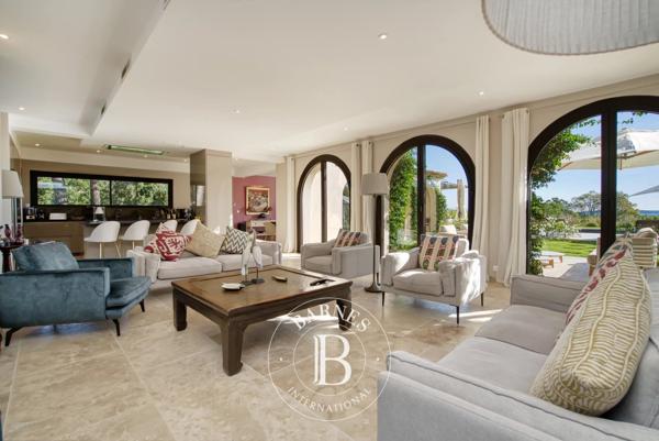 Grimaud, Villa 6 Chambres -  350 m² à vendre