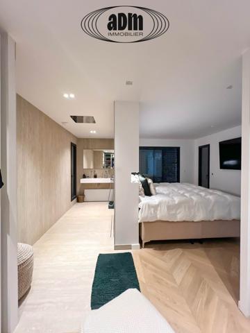 Maison
                                                                                                                                                                                                                                                                                                                        5 pièce(s)                                                                                                                                                                                                          4 chambre(s)                                                                                                                                                                                                          130  m²