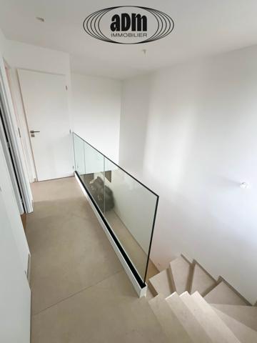 Maison
                                                                                                                                                                                                                                                                                                                        5 pièce(s)                                                                                                                                                                                                          4 chambre(s)                                                                                                                                                                                                          130  m²