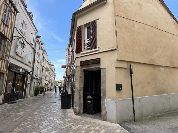Immeuble
                                                                                                                                                
                                                                                                                                                
                                                                                                                                                
                                                    
                                                                                                                                                                                                                                                                                                                        197  m²                                                                                                                                                                                                         2 etage(s)