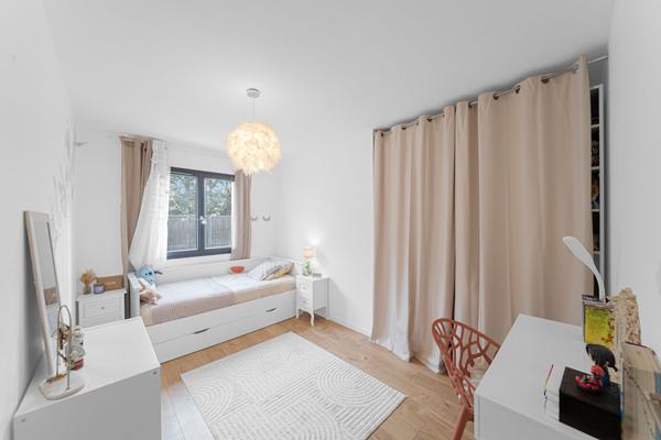 Maison contemporaine de plain-pied à vendre à Chatenoy en Bresse - 4 chambres, piscine et garage