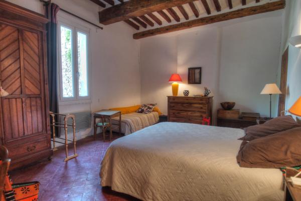 Maison Pernes Les Fontaines 7 pièce(s) 185 m2