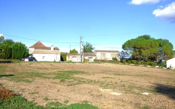 Terrain à vendre    Eymet