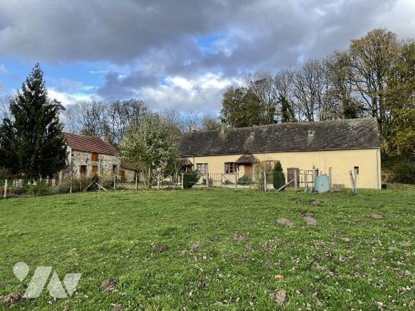 MAISON ET DEPENDANCES SUR PLUS D'UN HECTARE