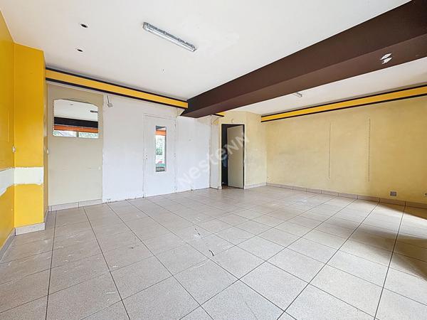 Immeuble de rapport de 135 m² à Champtocé sur Loire comprenant un local commercial et un appartement