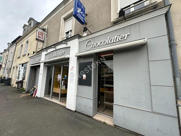 Immeuble de rapport de 135 m² à Champtocé sur Loire comprenant un local commercial et un appartement