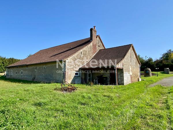 Longère rénovée à vendre - 137m2 - 4 chambres - Campagne de Mayet (Sarthe 72360)