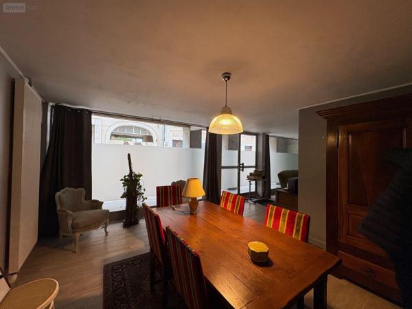 Maison de ville à vendre à Saint-Gaultier dans l'Indre (36800), ref : 037/2544