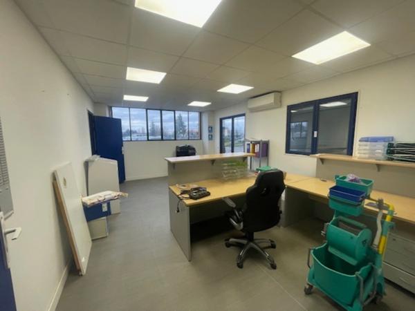 Local/bureau à vendre TARBES (65)