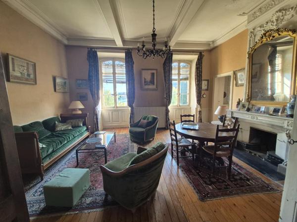 Charme, caractère et emplacement idéal : appartements d’exception au cœur de Vals?les?Bains !