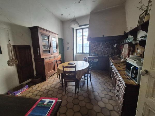 Charme, caractère et emplacement idéal : appartements d’exception au cœur de Vals?les?Bains !