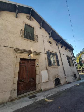 Charme, caractère et emplacement idéal : appartements d’exception au cœur de Vals?les?Bains !