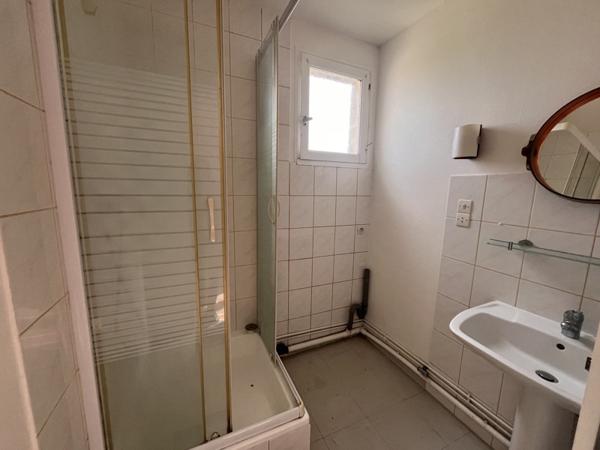 Maison à vendre |  Saintes |  2 pièces | 62 m²