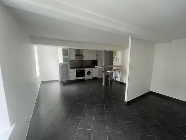 Appartement 1 pièce                                        - 42600 Montbrison Réf : 11687