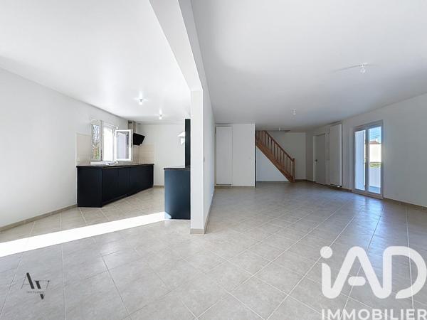 Maison à vendre 9 pièces 181,4 m² Montmagny