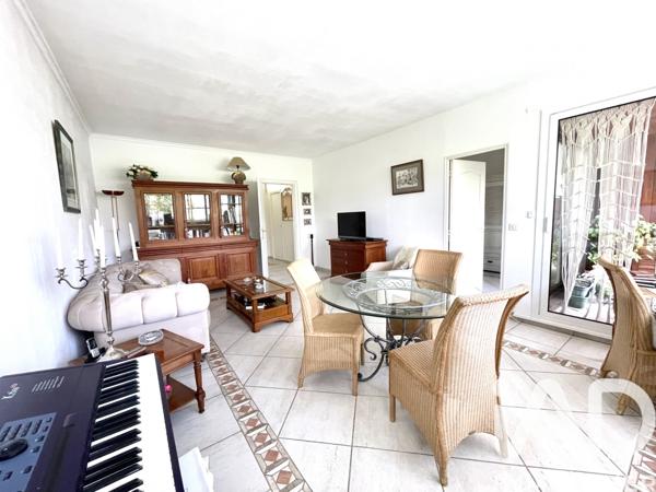 Appartement à vendre 2 pièces 55 m² Le Coudray-Montceaux