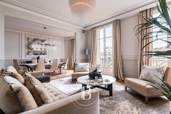 Paris 16ème, Appartement 4 Chambres -  212 m² à vendre