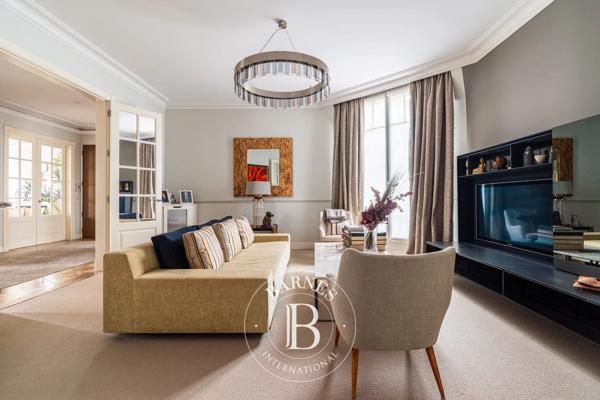 Paris 16ème, Appartement 4 Chambres -  212 m² à vendre