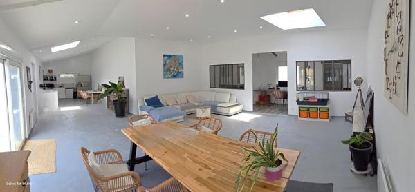 Maison à DOL-DE-BRETAGNE, 35120 - 8 pièces 280m²